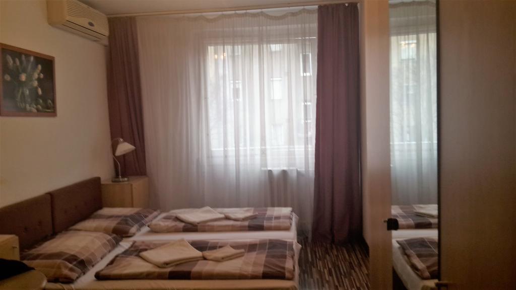 Center House Apartamento Budapeste